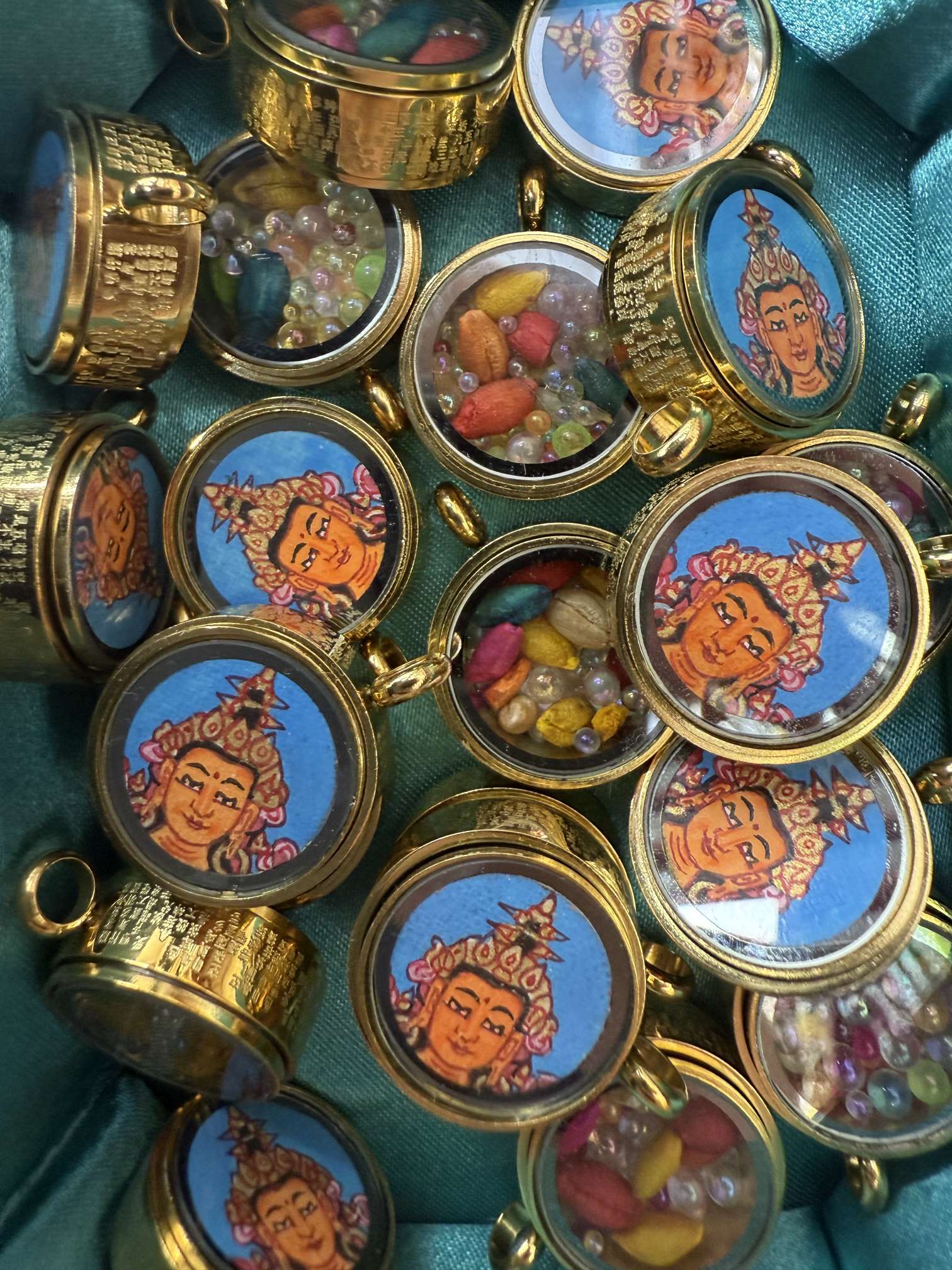 纯手绘 文殊唐卡细节图