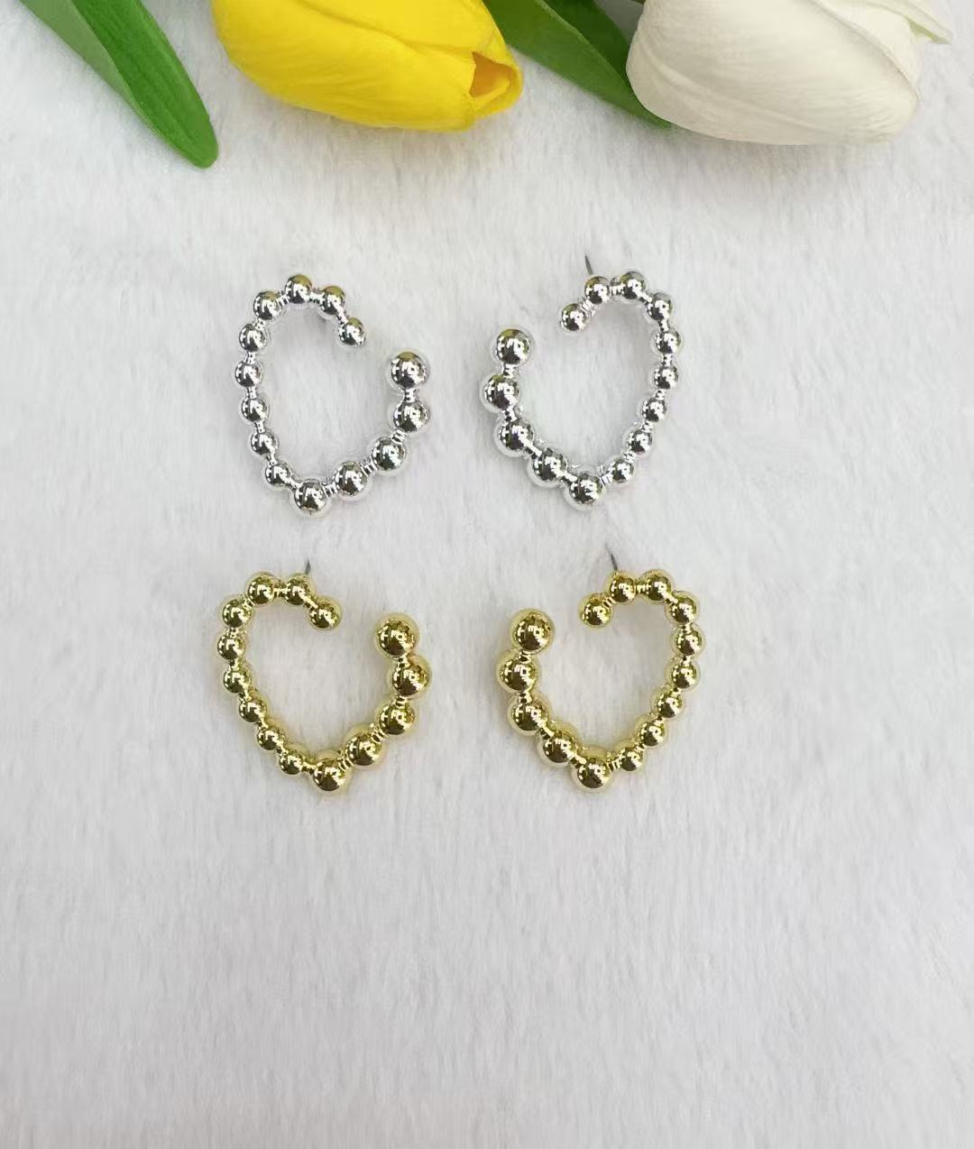 心源饰品时尚耳钉耳饰植绒耳堵简约耳针耳钉配饰百搭女款饰品潮流款式