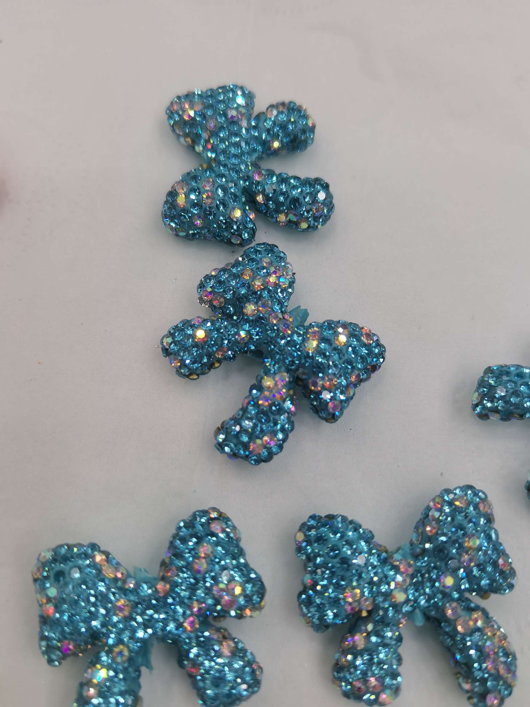 Hu LAN small bow tie ribbon three-dimensional soft clay accessory Item Picture