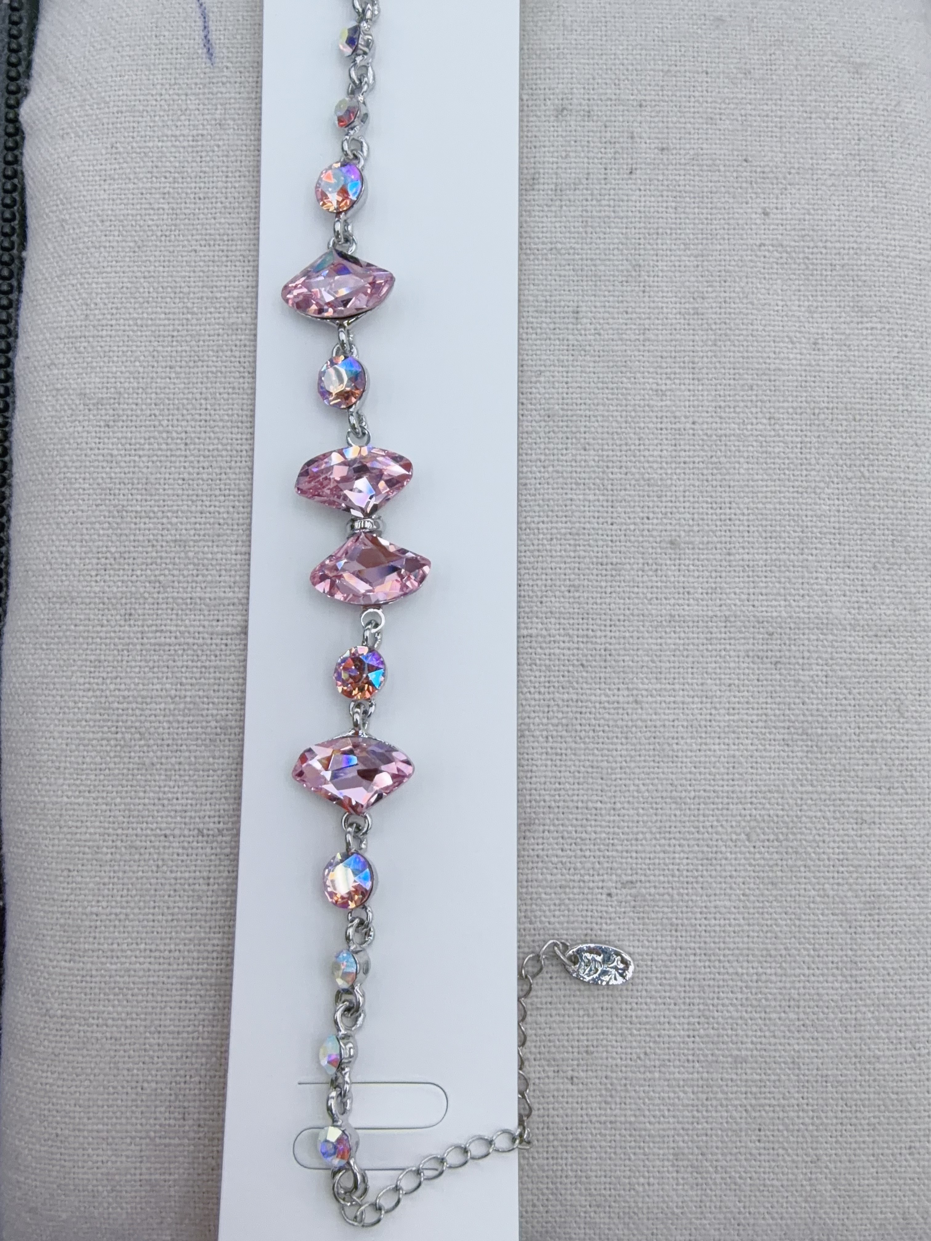 手链/水晶手串/锆石手链/饰品/时尚珠宝白底实物图