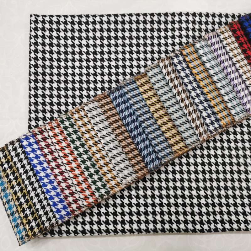 Wholesale of large and small checkered yarn-dyed fabric, woven jacquard fabric, sofa fabric, throw pillows, bags, soft and hard bags from manufacturers details Picture