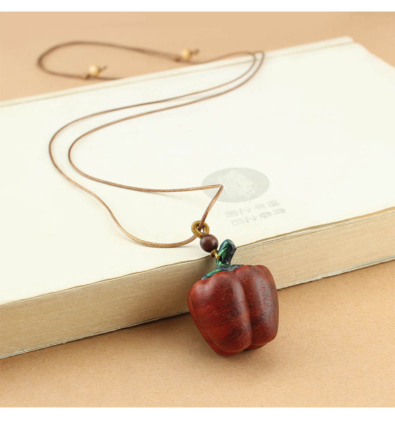 复古文艺植物果实型木质吊坠项链女简约小众编织长款毛衣链配饰品详情3