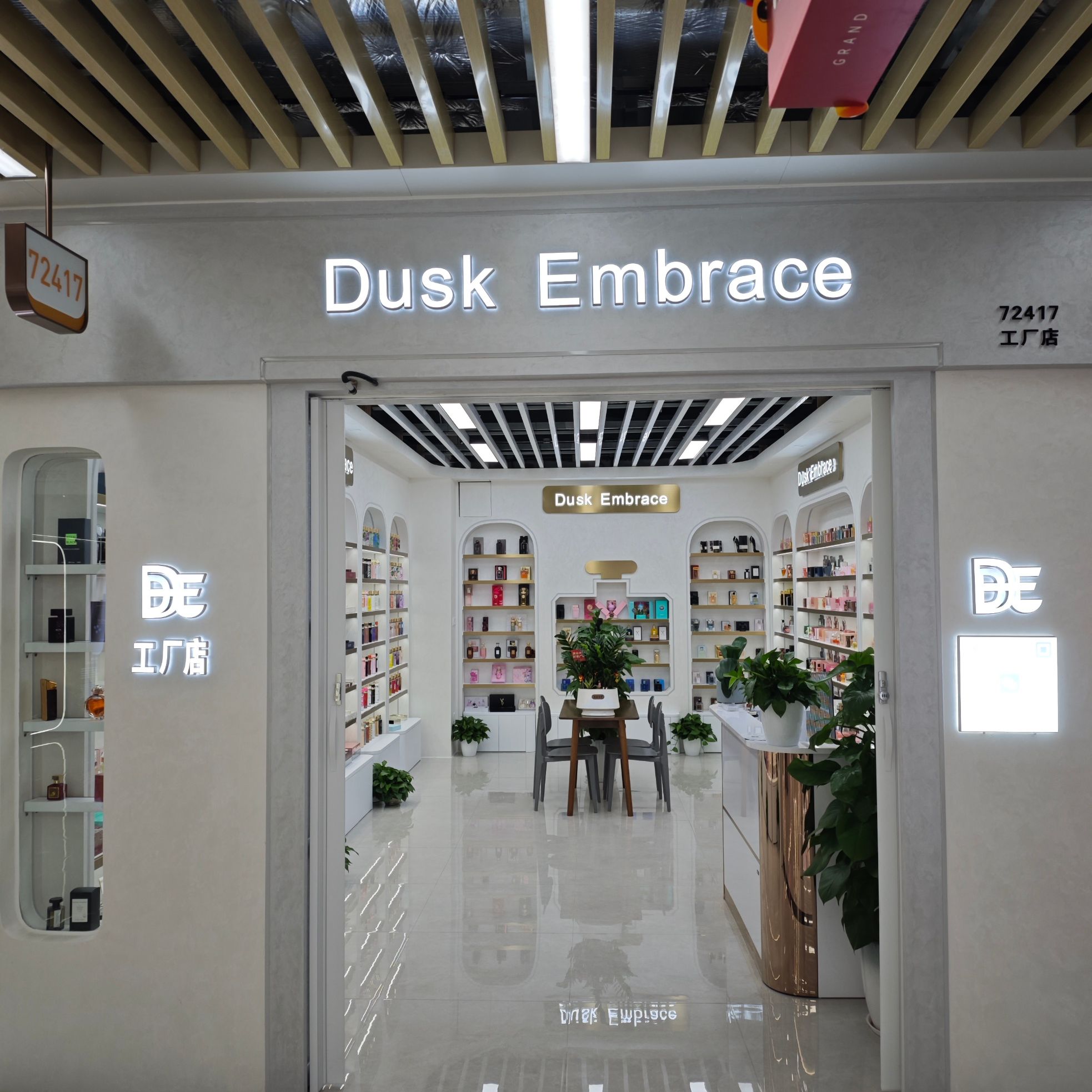 DE Perfume describe pic - 1