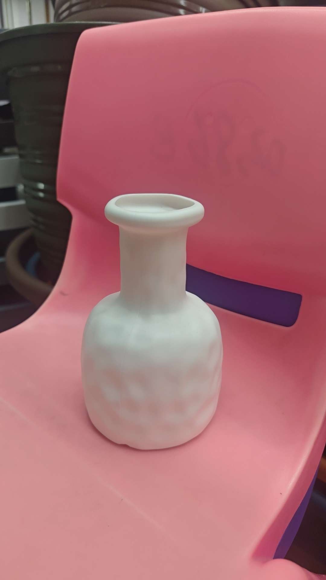 Artificial flowers, fake flowers, fresh plastic flowerpots, tabletop bonsai, dining table, living room, entrance hall, flower arrangement ornaments, can hold water, fresh flower vases Application Scenario