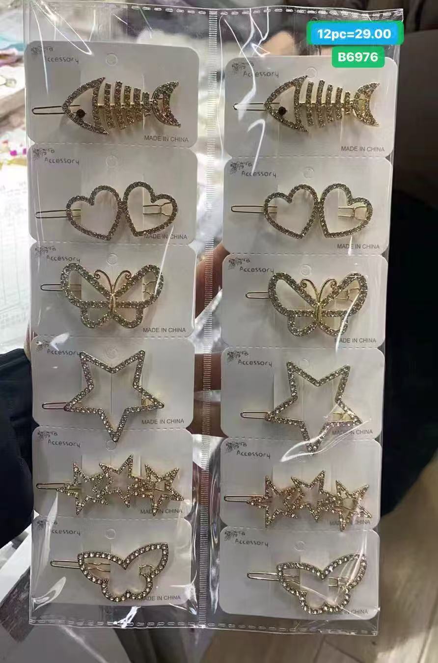 There are multiple styles of creative hair clips, plush shark banana clips, headwear, hair accessories and hair fleece clips to choose from Application Scenario