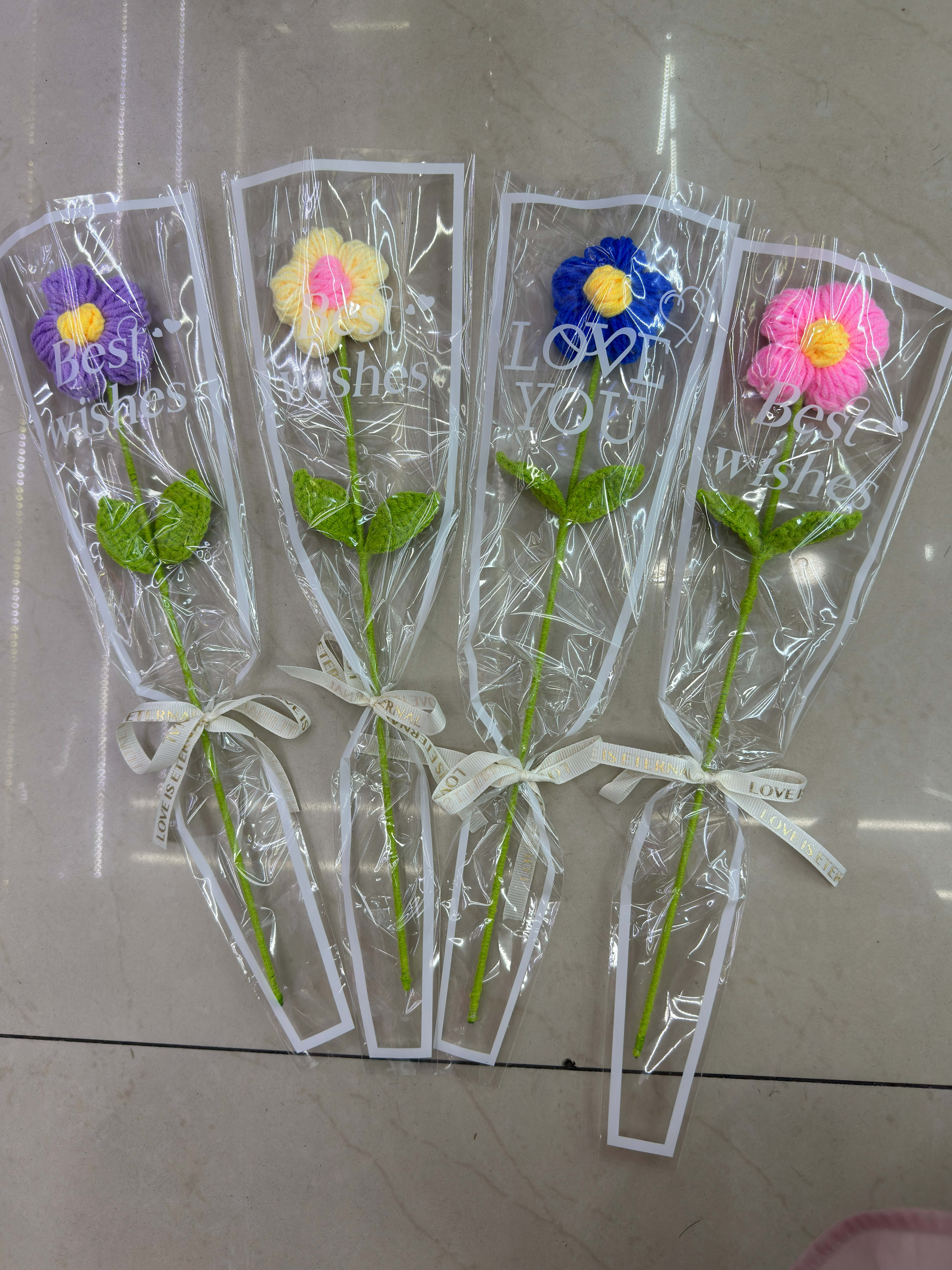 送你一朵小红特手工制作工艺品  家居装饰摆设 创意礼品艺术品毕业礼物针织迷你毛线花束仿真泡芙小香风生日礼物幼儿园毕业花束