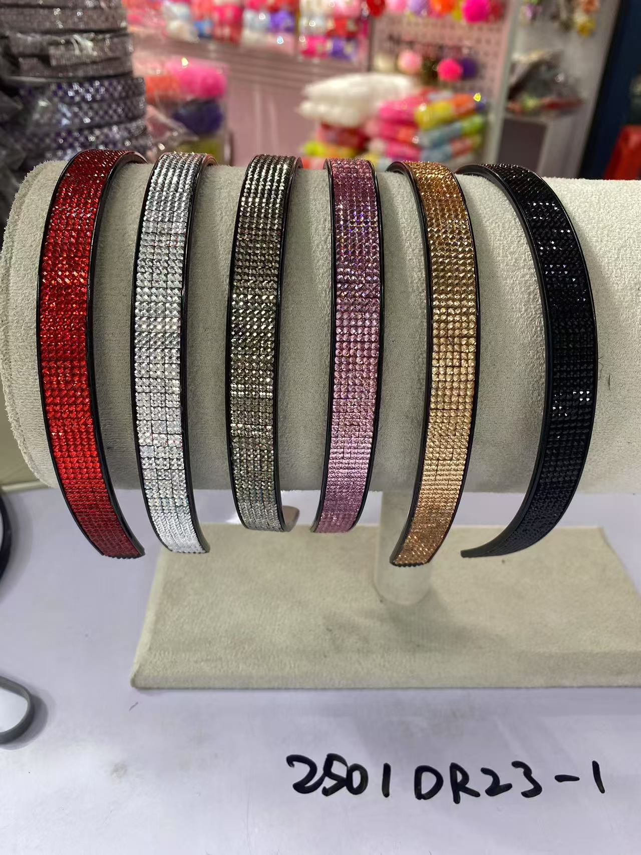 Fashionable ladies' pearl hair band, Japanese luminous spring hair band, plastic hair band spliced, simple and versatile hair accessory Item Picture