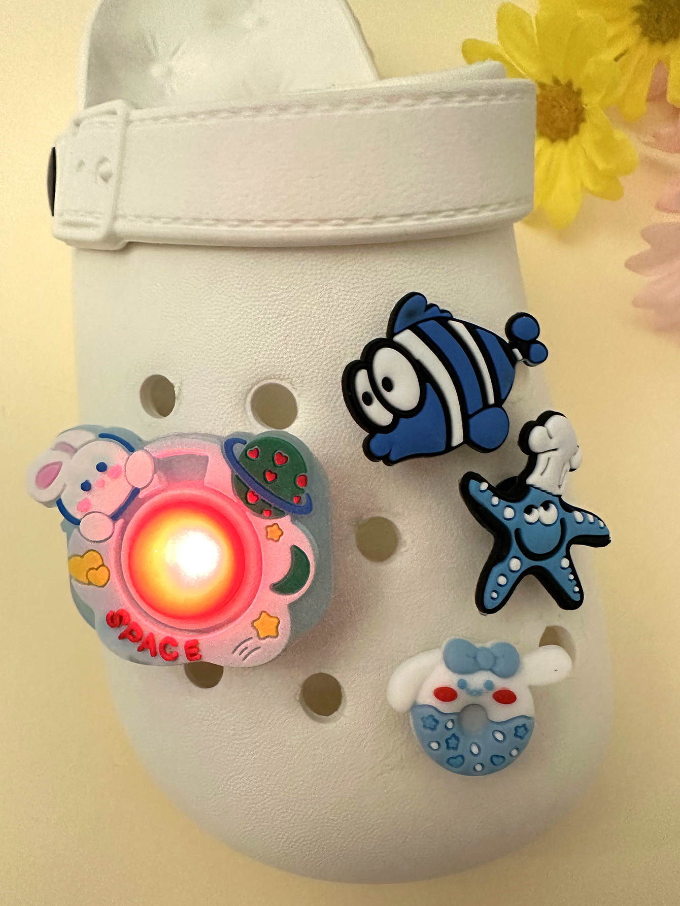 鞋花/仿兔毛鞋垫/桌脚垫/洞洞鞋装饰件/婚庆鞋配件细节图