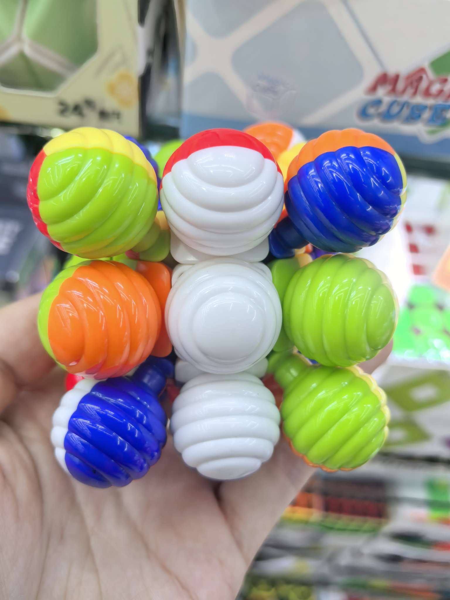 热卖跨境科教玩具异形三阶智力球形魔方儿童益智玩具开发智力魔方