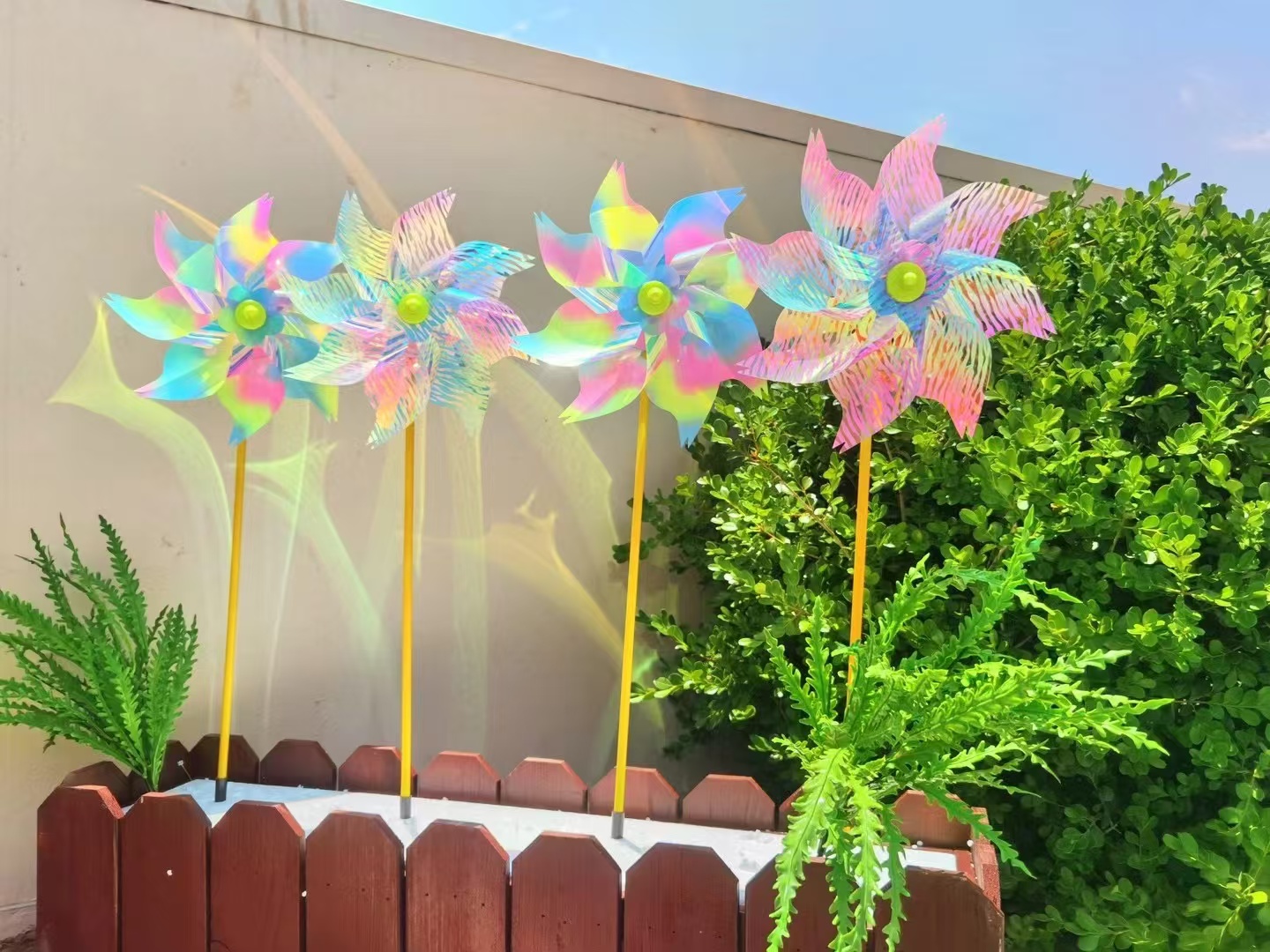 儿童玩具风车24彩虹膜风车，双佳玩具风车粉色彩色风车闪光炫彩风车景区玩具