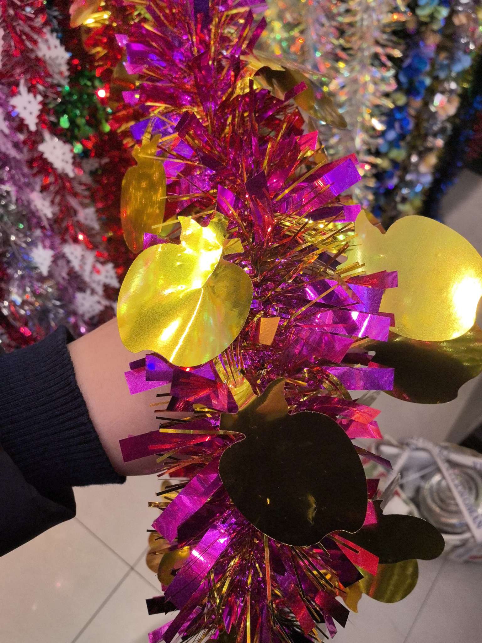 办公圣诞文化装饰品圣诞树圣诞节节日用品圣诞球圣诞花环布置套装细节图