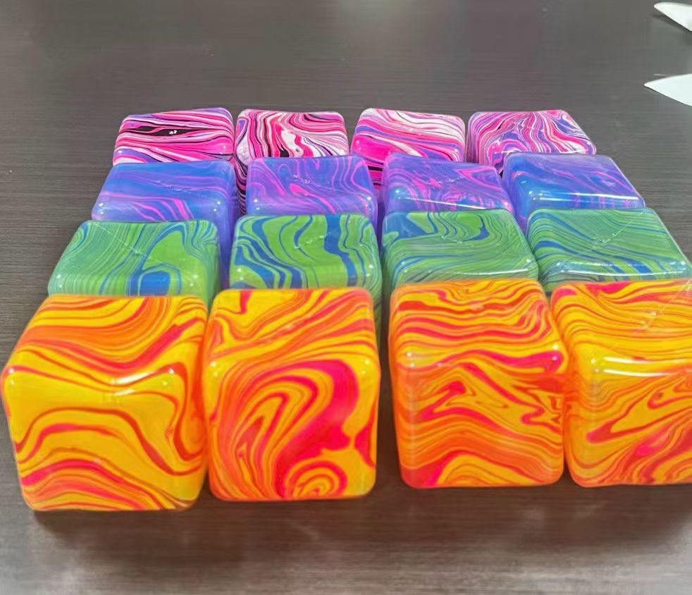 跨境热销迷你麦芽糖几何图形捏捏乐钻石捏捏多边形捏捏冰块捏捏详情图3