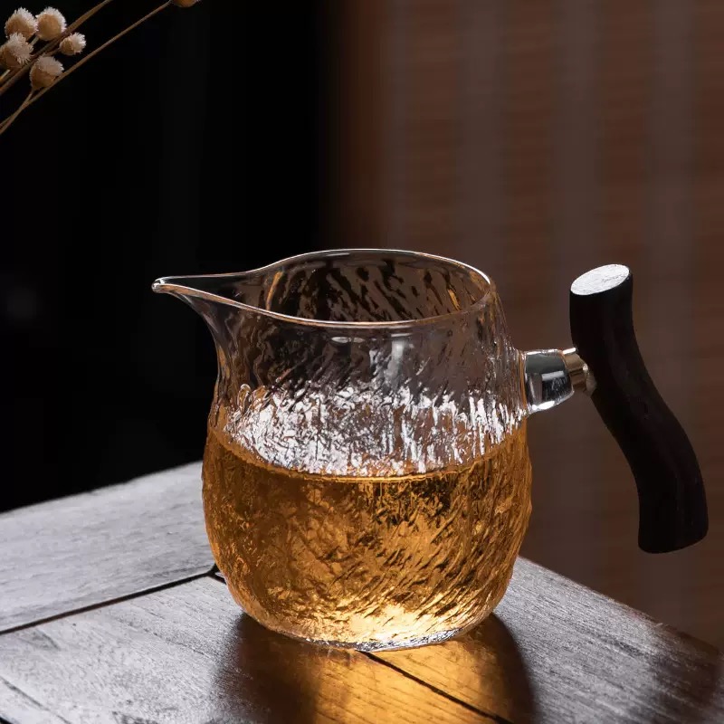 锤纹公道杯高档分茶器手柄木把茶具大容量日式加厚玻璃细节图