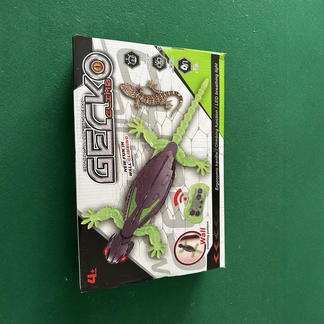 跨境爆款热销智能电动遥控仿生爬墙壁虎男女儿童电动玩具礼物2