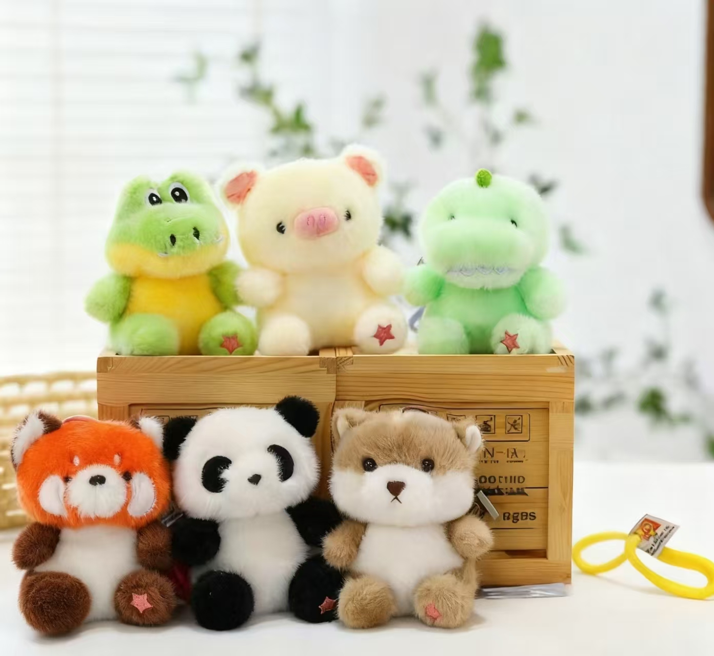 Cartoon animal figurine table companion doll figurine, cute plush toy companion doll