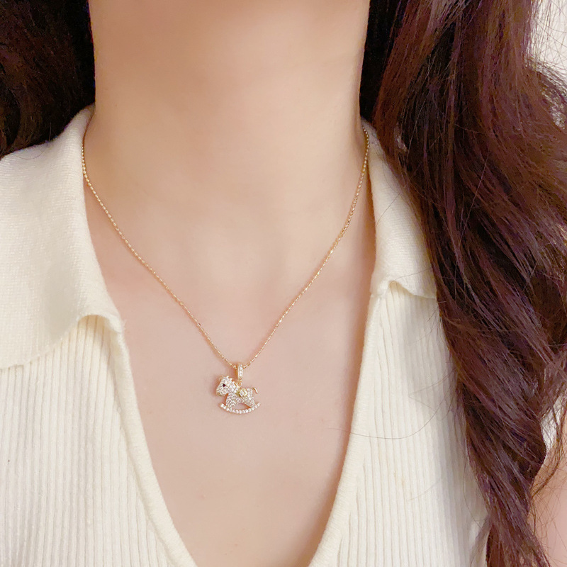 Butterfly pendant Application Scenario