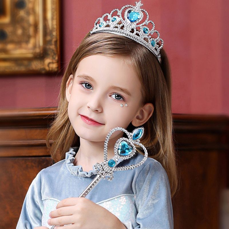 The Elsa Magic Wand Crown Necklace Set is a perfect choice for children's holiday gifts, featuring sweet and cute accessories details Picture