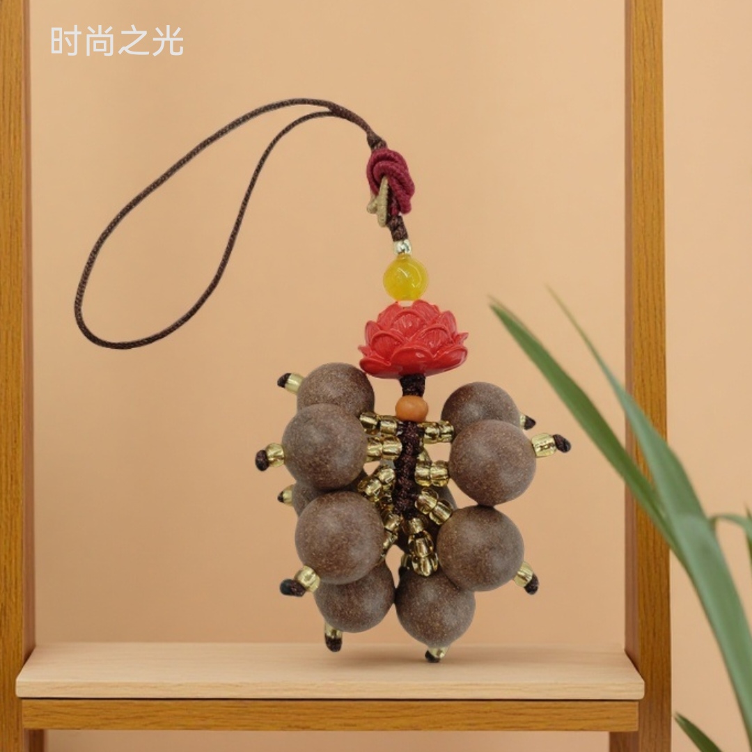 A variety of fashionable, simple, individual and creative pendants and decorative gifts featuring intangible cultural heritage traditional Chinese medicine and fragrant beads detail image 7