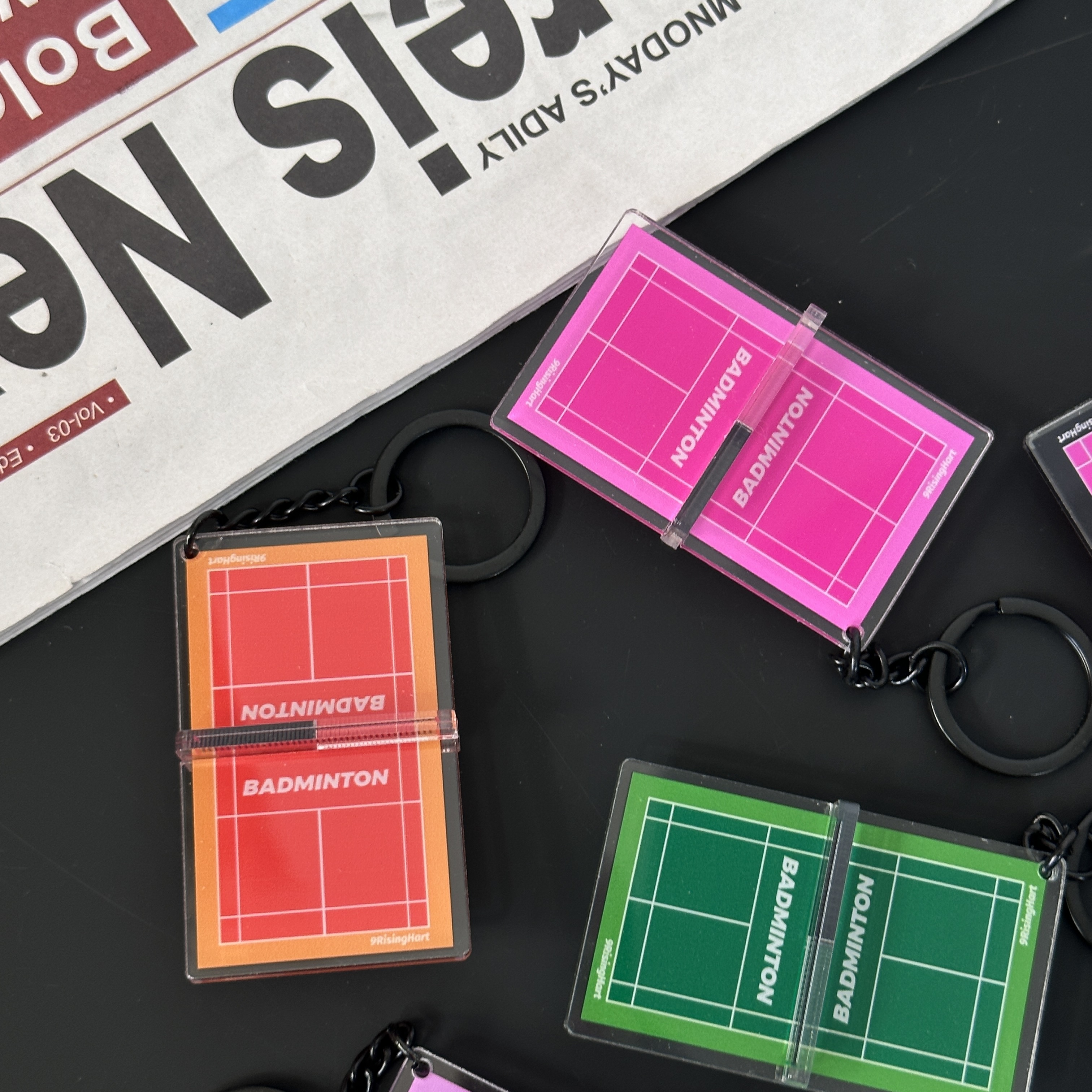 新款跨境立体羽毛球场文创礼品挂饰钥匙扣亚克力包包挂件运动饰品详情图5