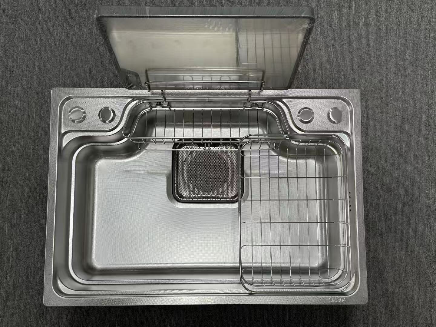 RR-SC065 kitchen sink set, SS201/SS304 stainless steel single sink, can be equipped with a cutting board, a draining basket and a drain pipe. Multiple sizes are available, durable and easy to clean. details Picture