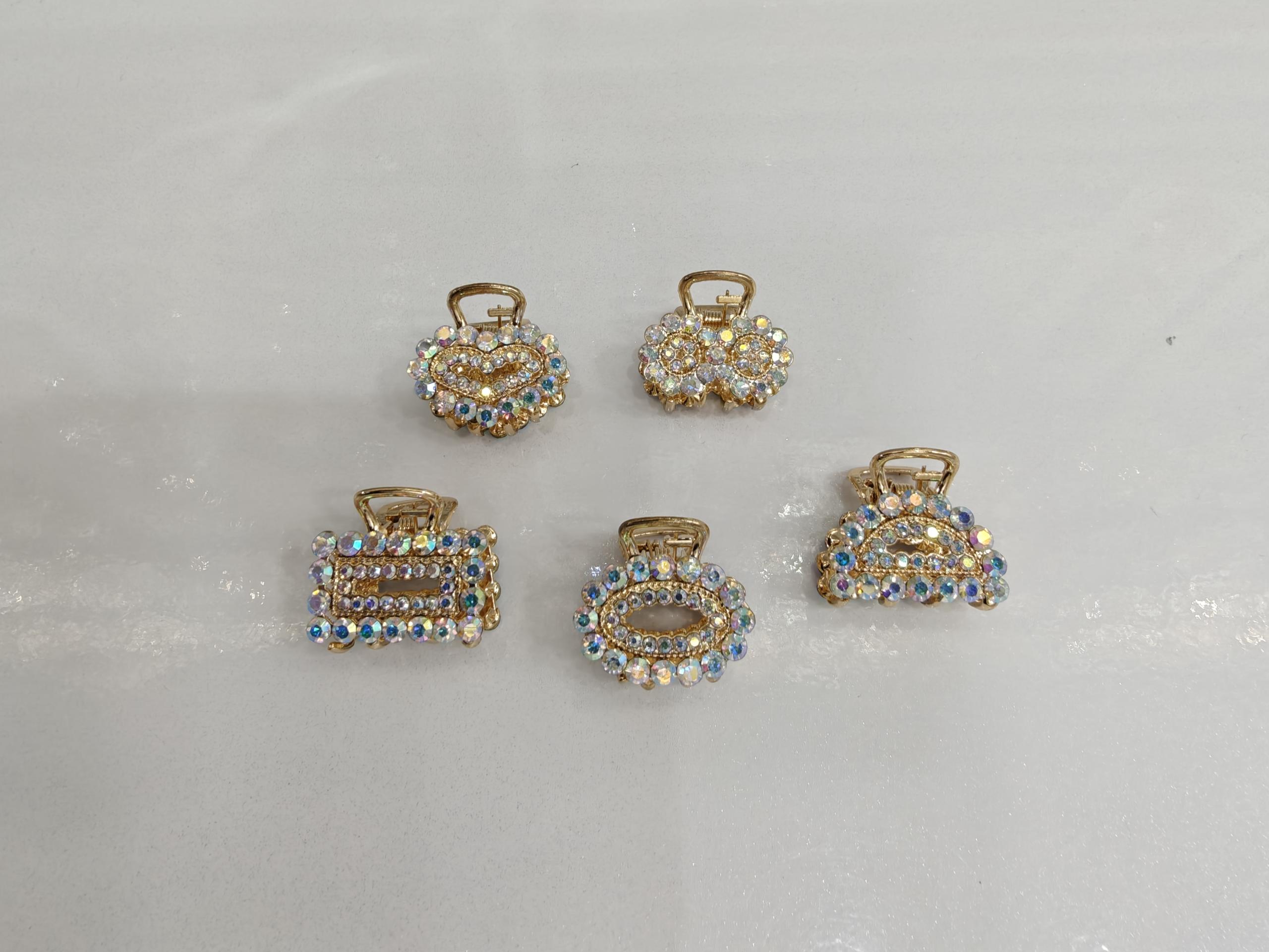 创意发夹毛绒抓夹鲨鱼夹香蕉夹头饰发饰发醋酸发夹多款可选