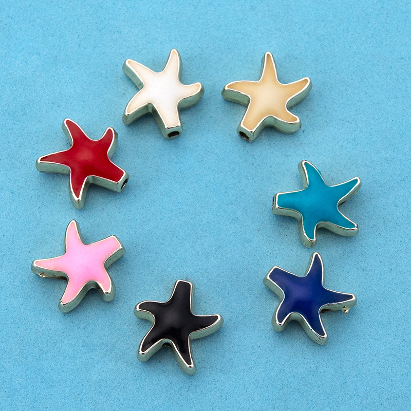 Wholesale of new 14K gold perforated star-dripping oil necklaces, bracelets, pendants and small pendants for diy creative accessories Specification image