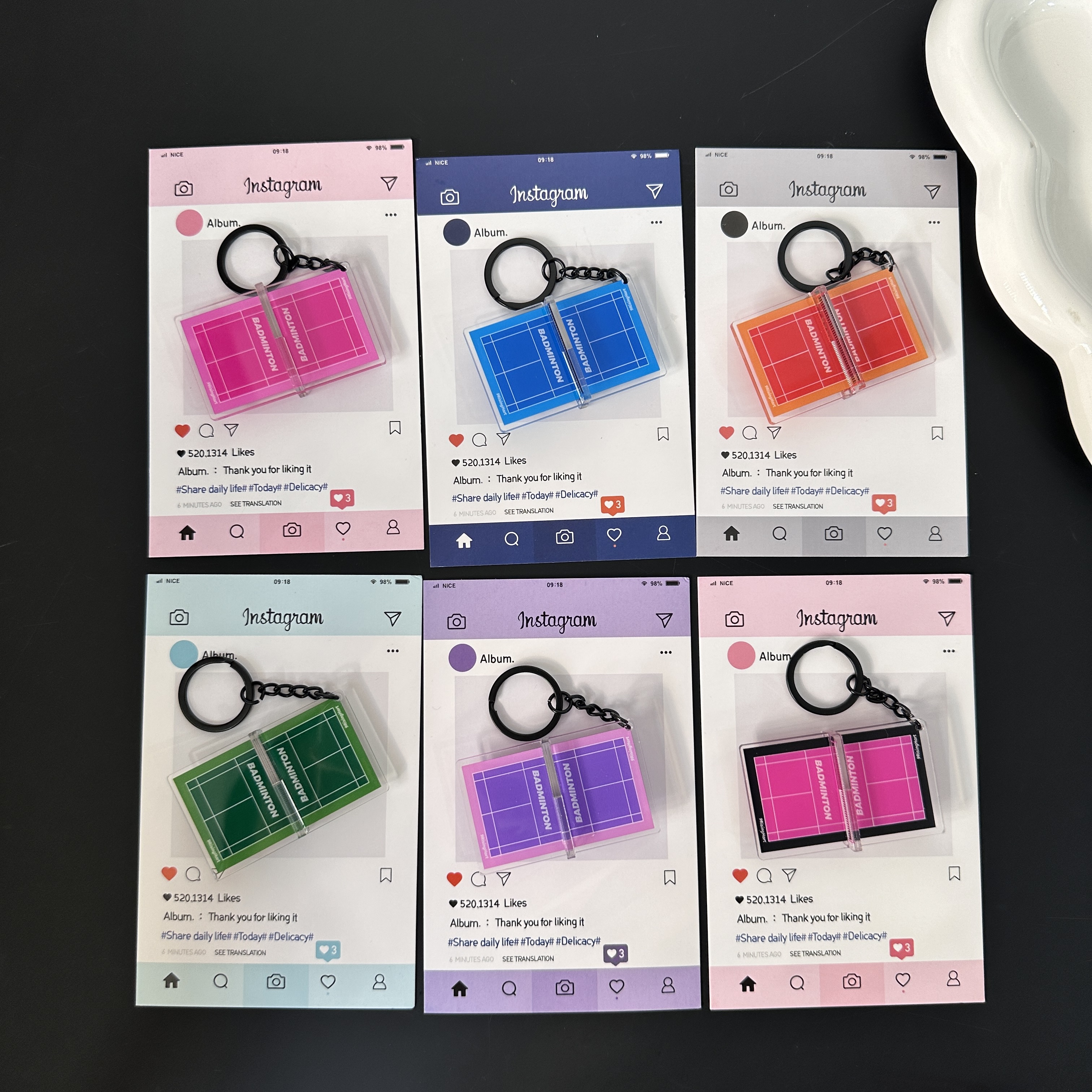 新款跨境立体羽毛球场文创礼品挂饰钥匙扣亚克力包包挂件运动饰品详情4