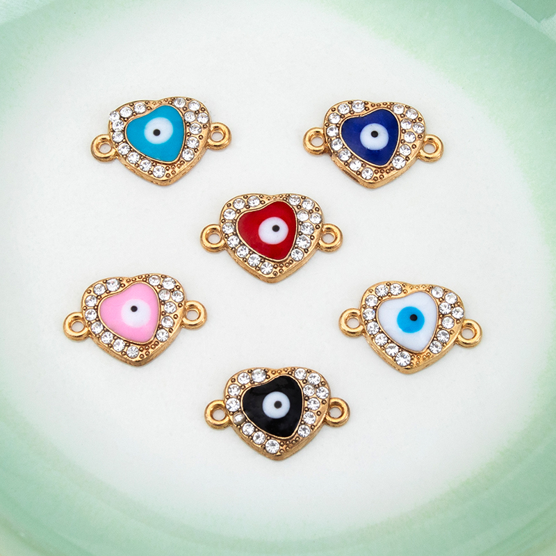 Creative diy accessories, new double-hanging heart-shaped devil's eye oil-dripping diamond necklace, bracelet, pendant, small pendant wholesale