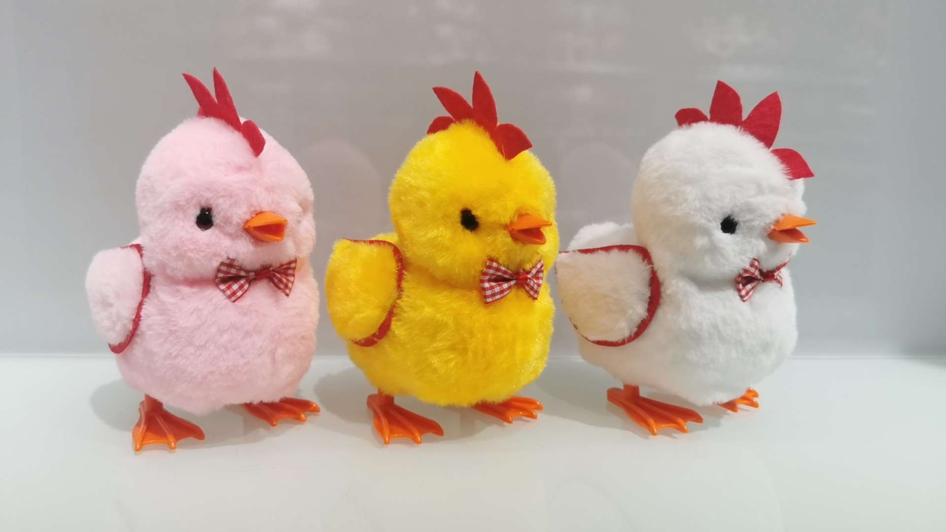 毛绒电动小鸡动翅膀会走路会叫玩具电子宠物