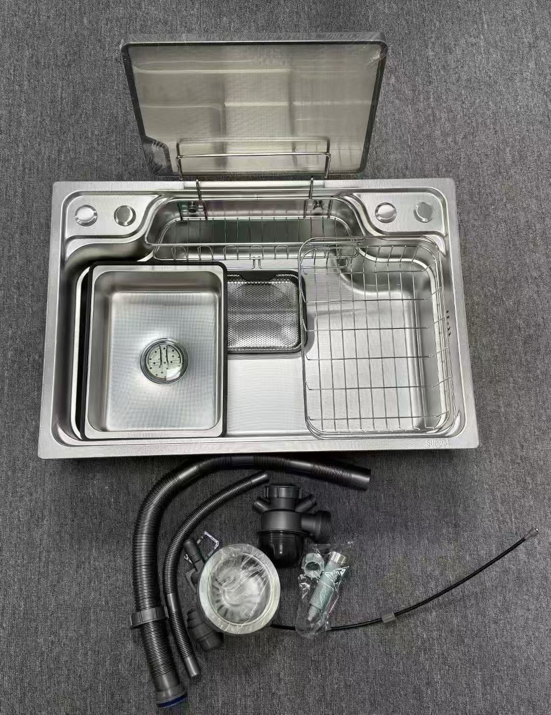 RR-SC065 kitchen sink set, SS201/SS304 stainless steel single sink, can be equipped with a cutting board, a draining basket and a drain pipe. Multiple sizes are available, durable and easy to clean. Specification drawing