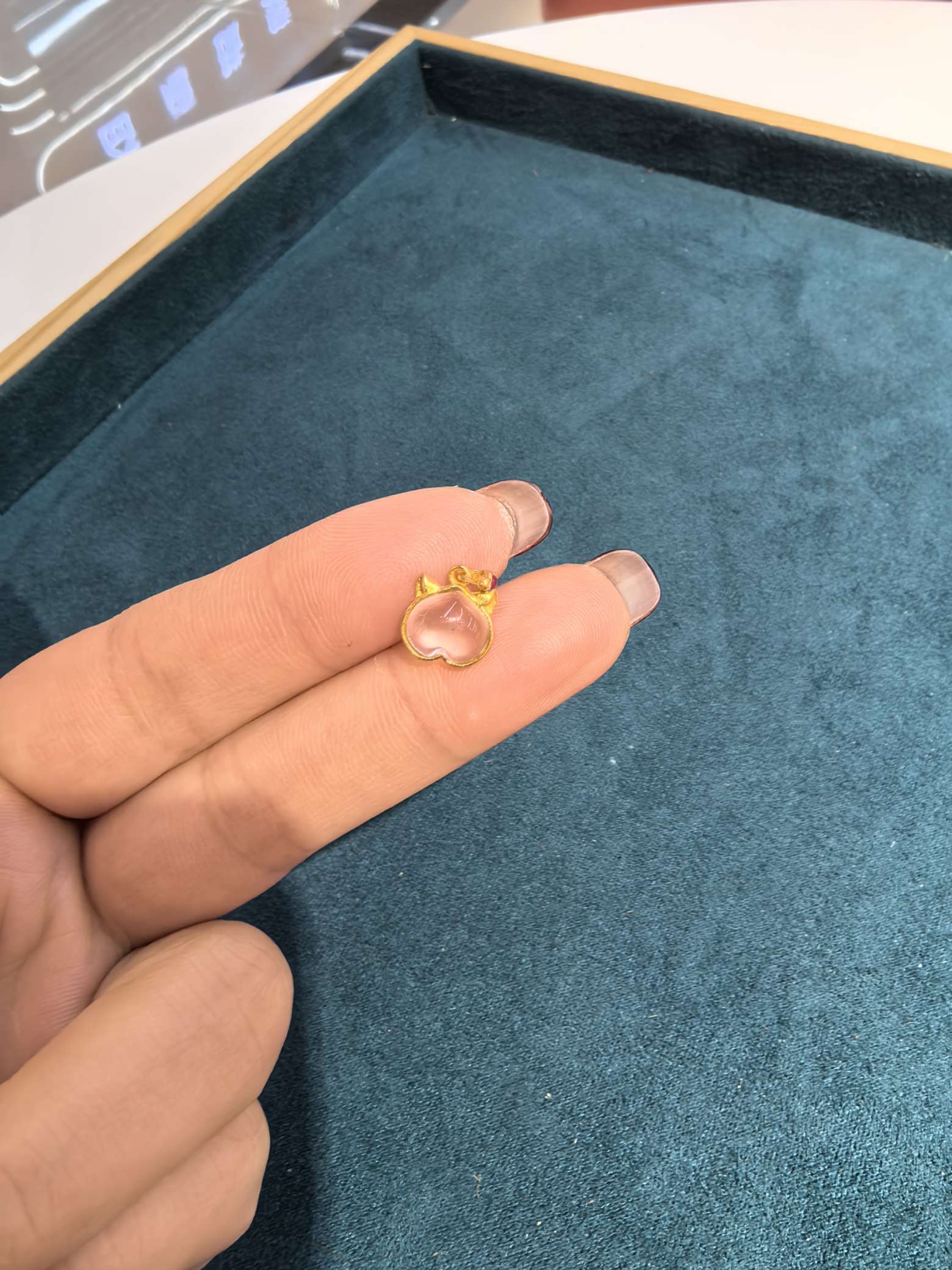 水沫玉心形小恶魔