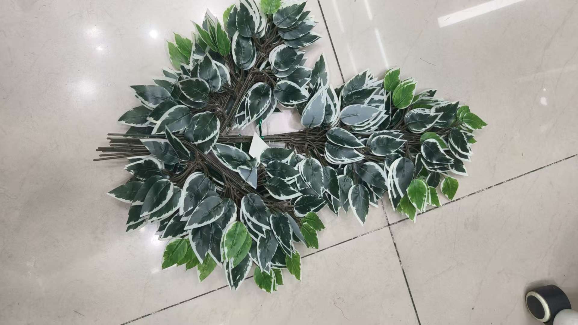 仿真植物万年青把束装饰造景仿真榕树叶手感过胶塑料榕树枝绿色植物叶子假树枝工程装饰造景