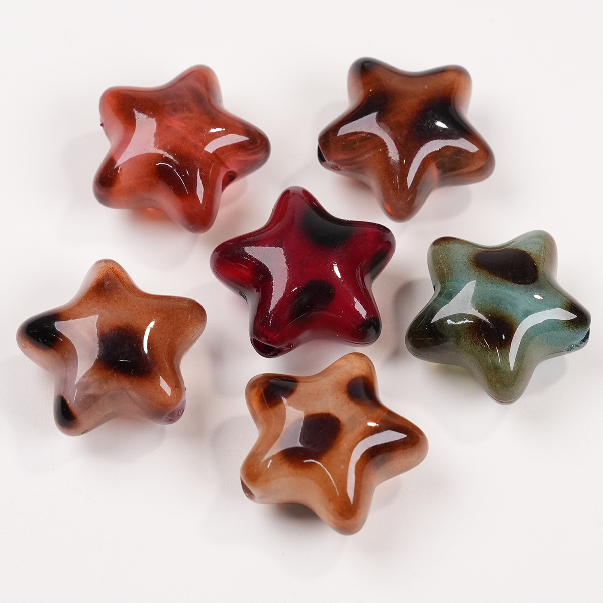 Acrylic leopard print five-pointed star Application Scenario