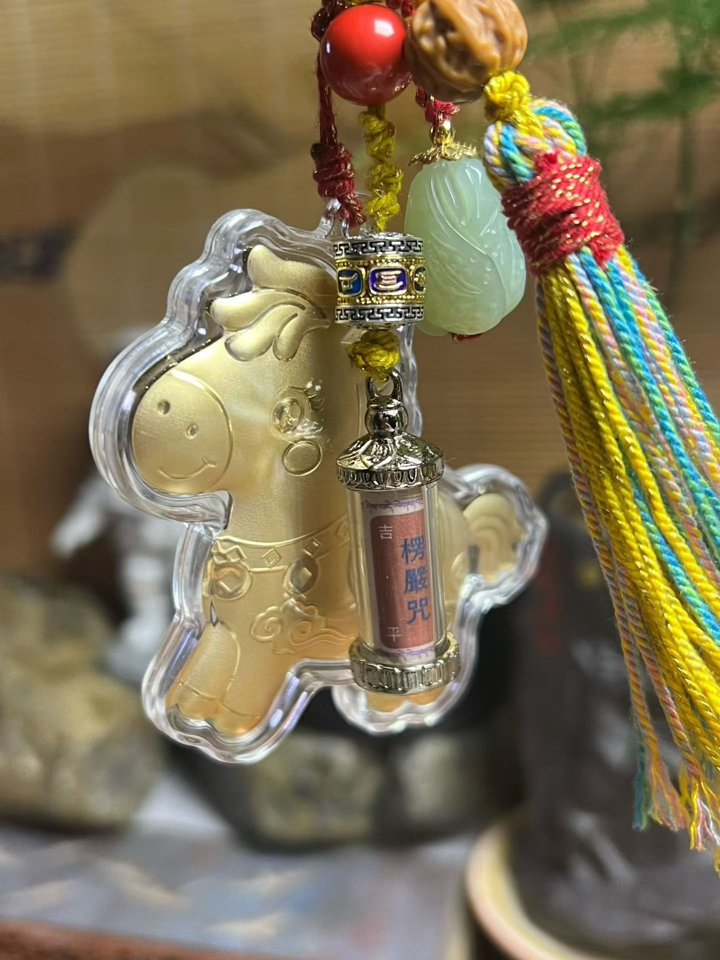 High-end and elegant pendants, lucky handicrafts, embroidery, cross-stitch, pearl paintings, car key cases, Buddhist and Taoist style gifts and collectibles detail image 4