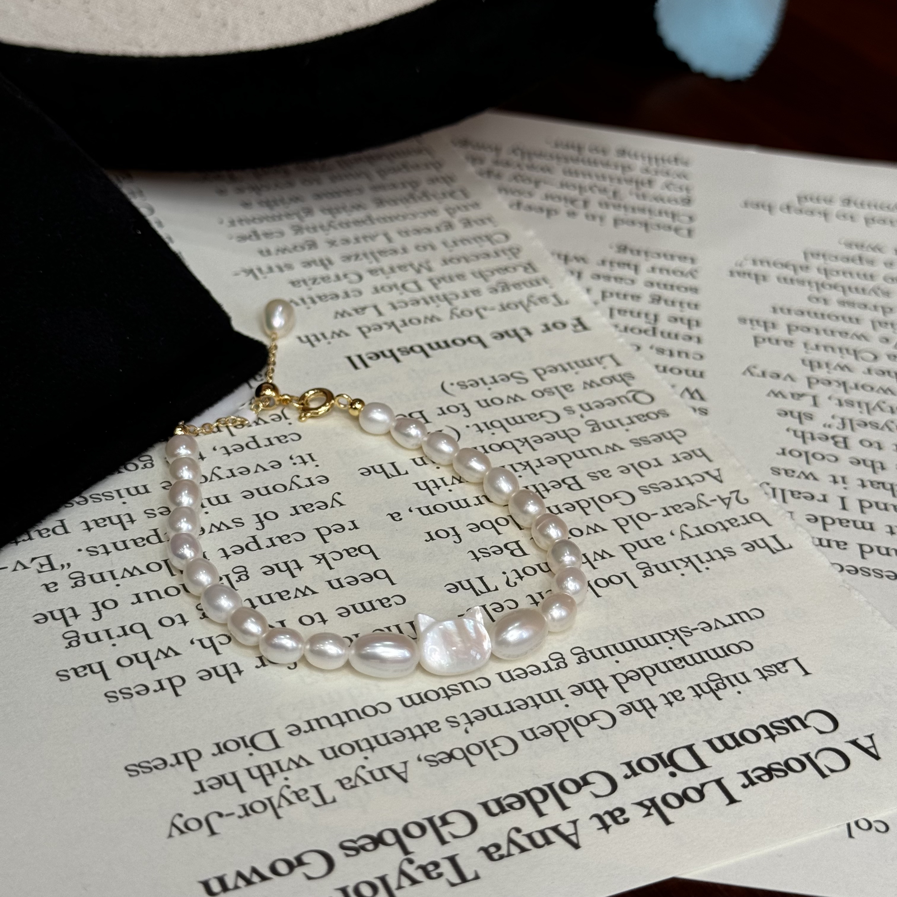 天然珍珠贝母铜镀金金色猫猫小清新百搭简单珍珠手链