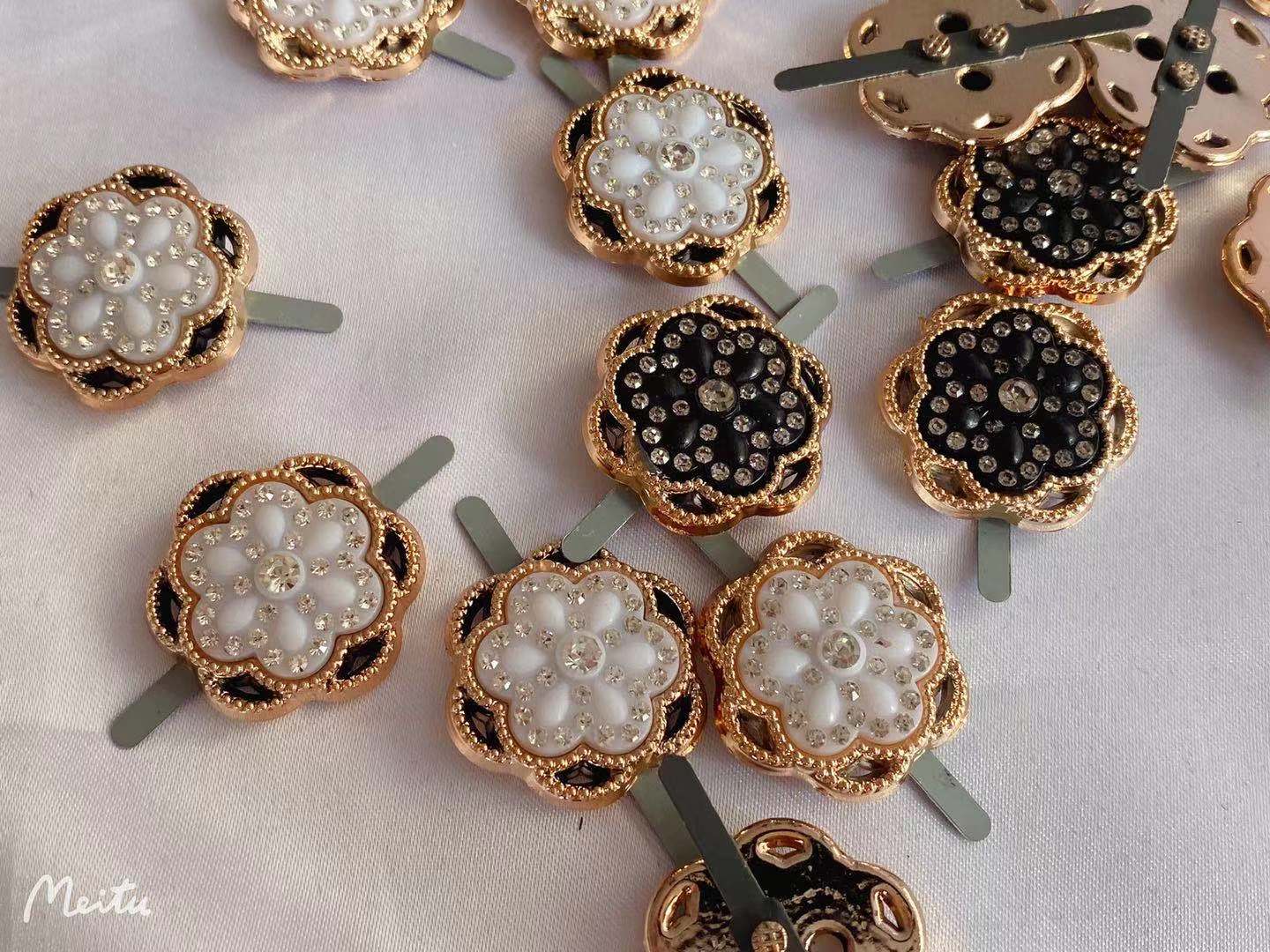 珠子/奶油胶/diy/饰品/贝壳产品图