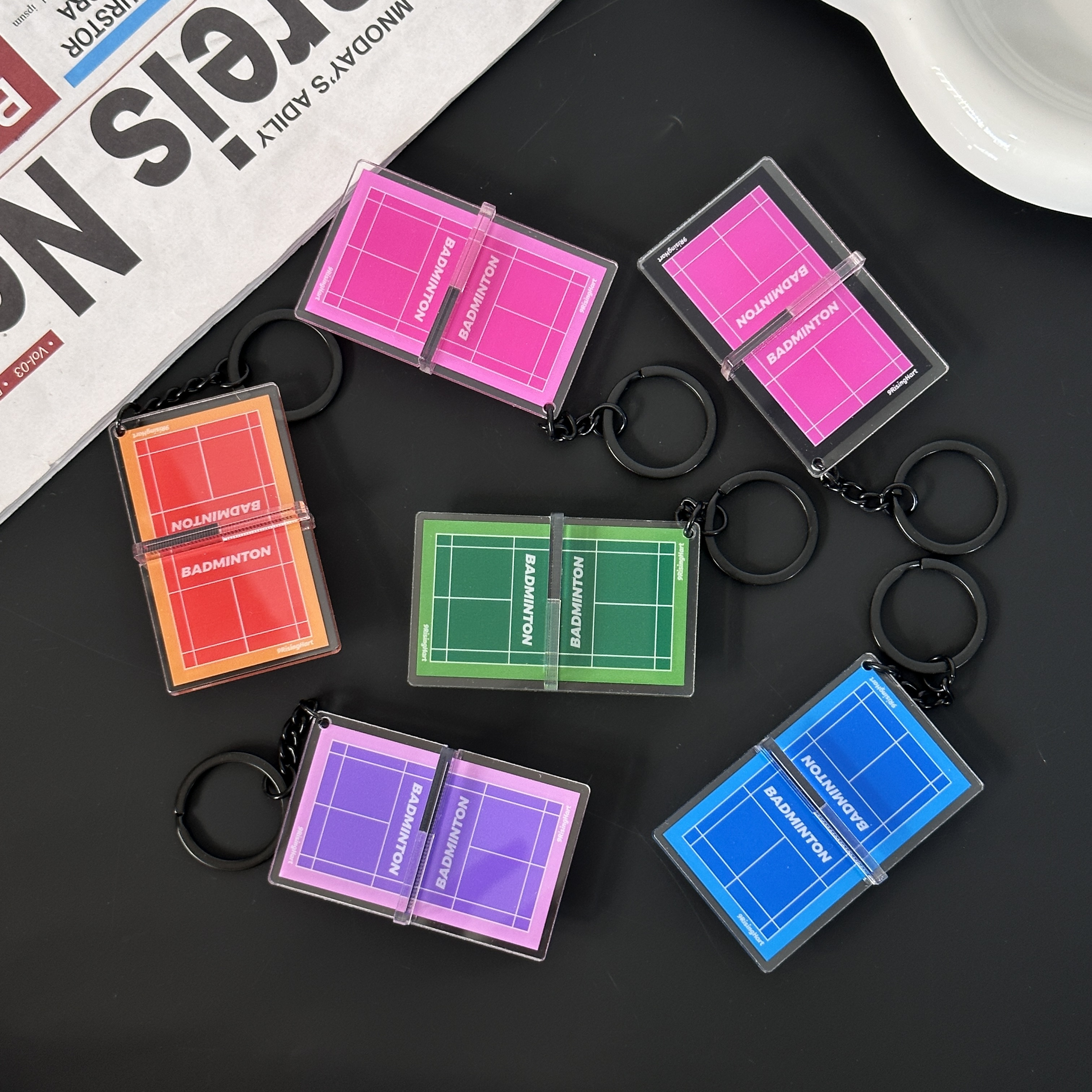新款跨境立体羽毛球场文创礼品挂饰钥匙扣亚克力包包挂件运动饰品详情图2