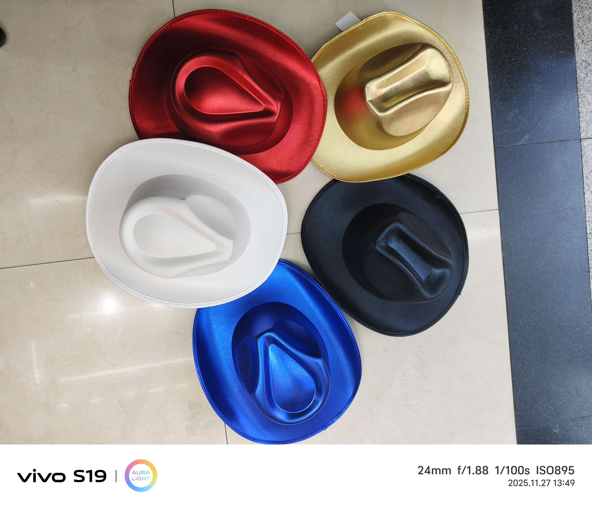 新款热销女士款烫金PU牛仔帽，双面烫金，狂欢节，万圣节节庆用品创意布置装饰，多色可选