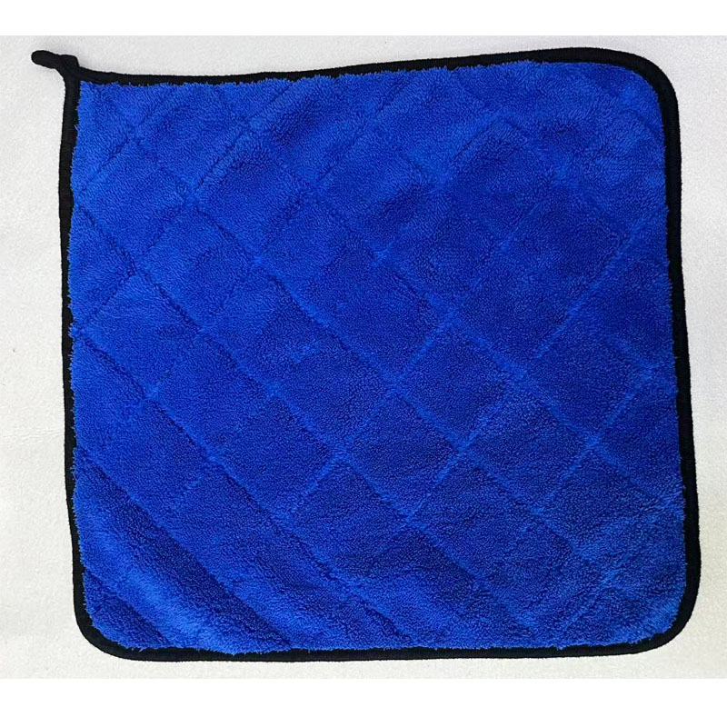 Factory direct sales of new diamond-shaped checkered coral velvet car wash towels, thickened and soft car wash towels, car beauty and cleaning, strong water absorption, no shedding, no water stains, various sizes, suitable for car washing, home care, pet bathing Specification image