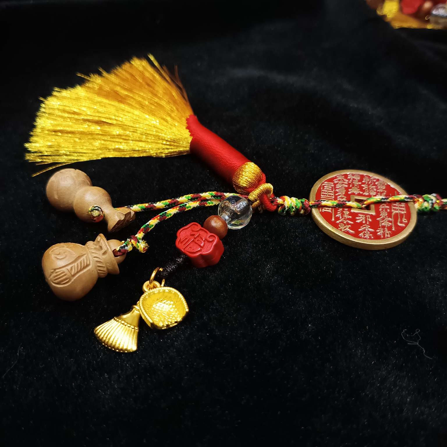 Zhonggong Craft Mountain Ghost Peach Wood Cinnabar Pendant detail image 6