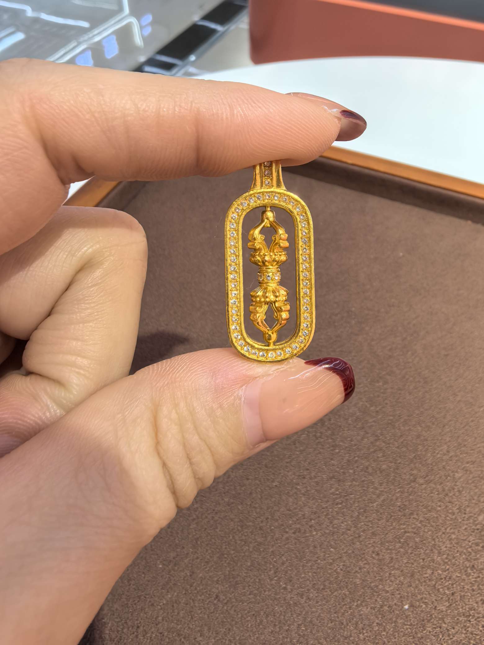 Silver diamond pendant matching