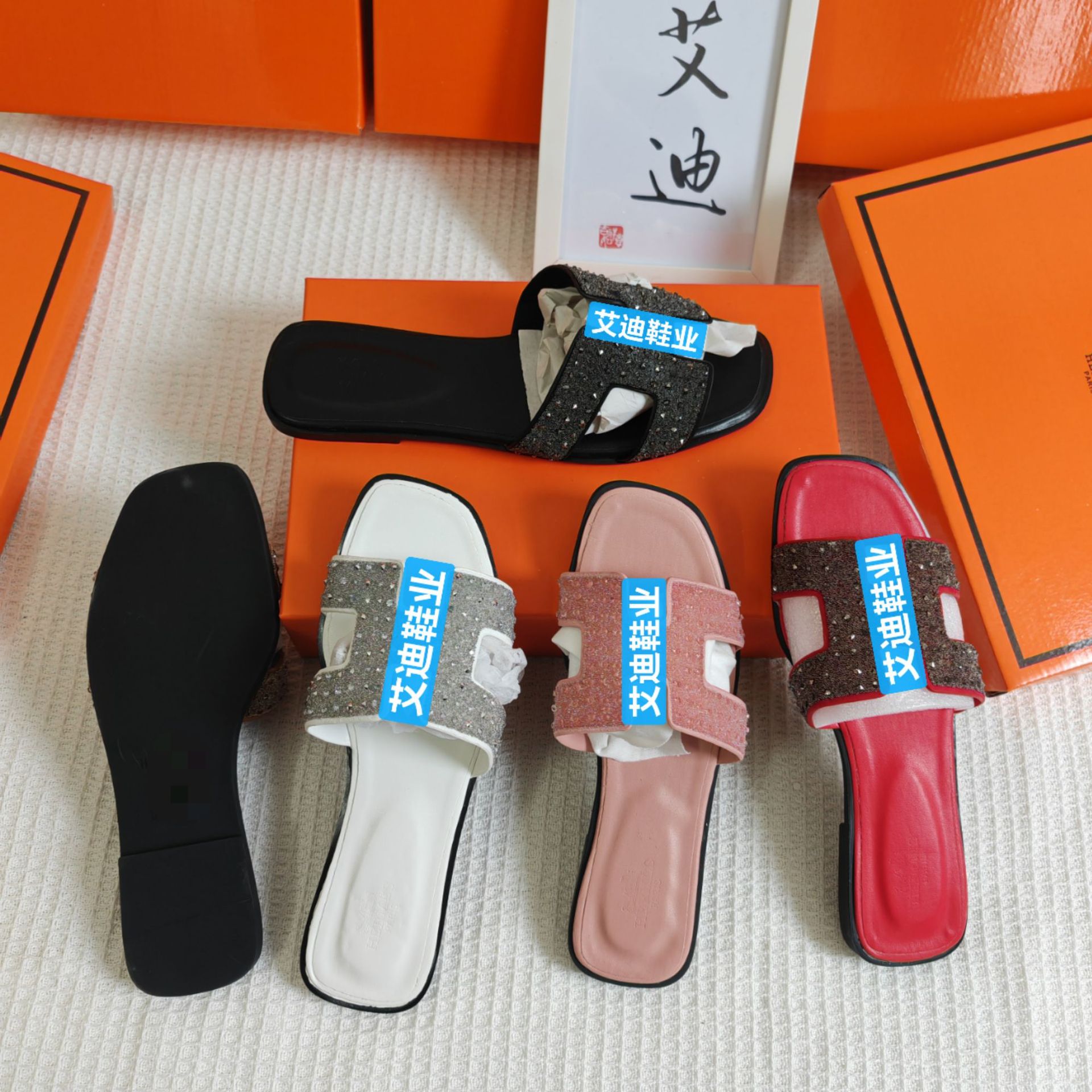 Cross-border H Slippers bestseller rhinestone Sandals for Women summer flat sandals sandals Slippers women Application Scenario