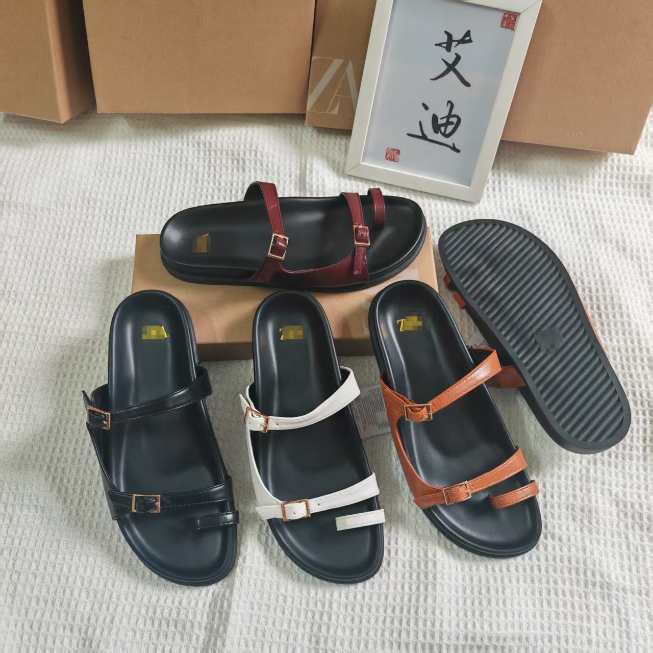 African line cross-border bestsellers ZR flat shoes, women's sponge soles with foot straps and decorative buckles, wholesale in stock for export Application Scenario