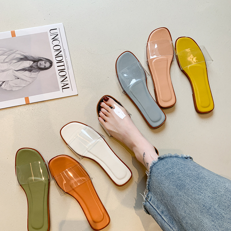New Korean style women's shoes for Spring/Summer 2025, fashionable one-shoulder, flat and transparent, popular cool slippers for women full figure