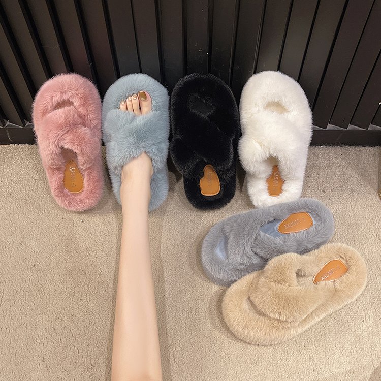 Small crossover thick-soled woolen slippers for women, 2025 autumn/winter new fairy-style woolen cotton slippers, height-increasing woolen slippers, large size full figure