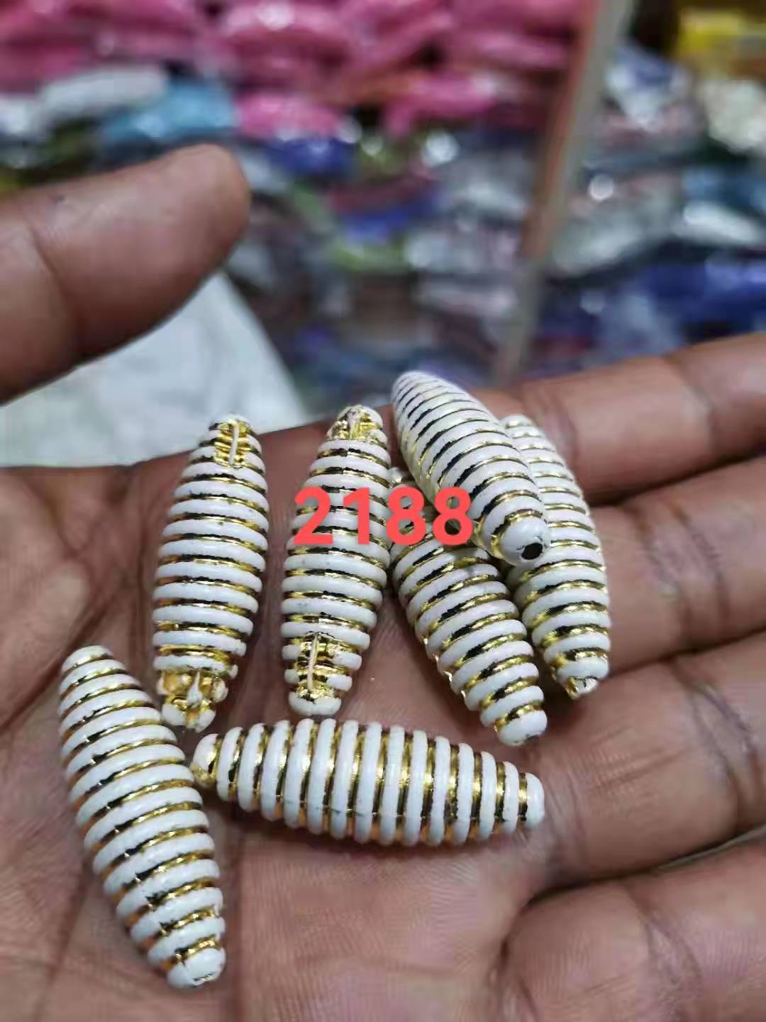 晶海饰品A级143243 (可做各种颜色、规格及效果)