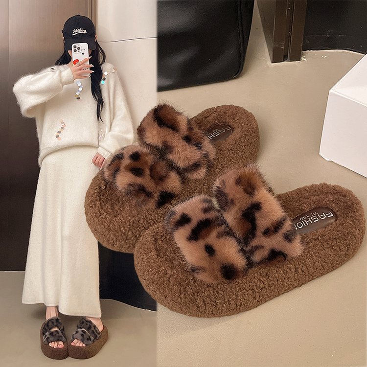 Thick-soled leopard print woolen slippers for women's outerwear, one-line fleece for warmth and height increase, new style cotton slippers for autumn and winter 2025 details Picture