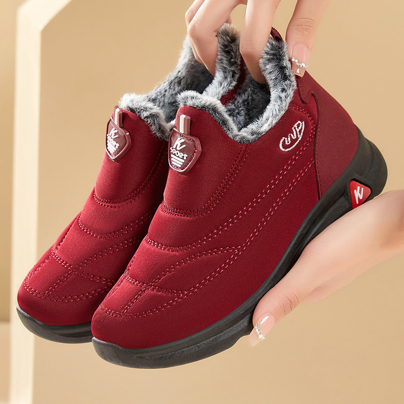 Wholesale and delivery of winter cotton shoes for mothers. Wholesale of cotton boots of the same style for middle-aged and elderly men and women. Added fleece, thickened and high-top for warmth full figure