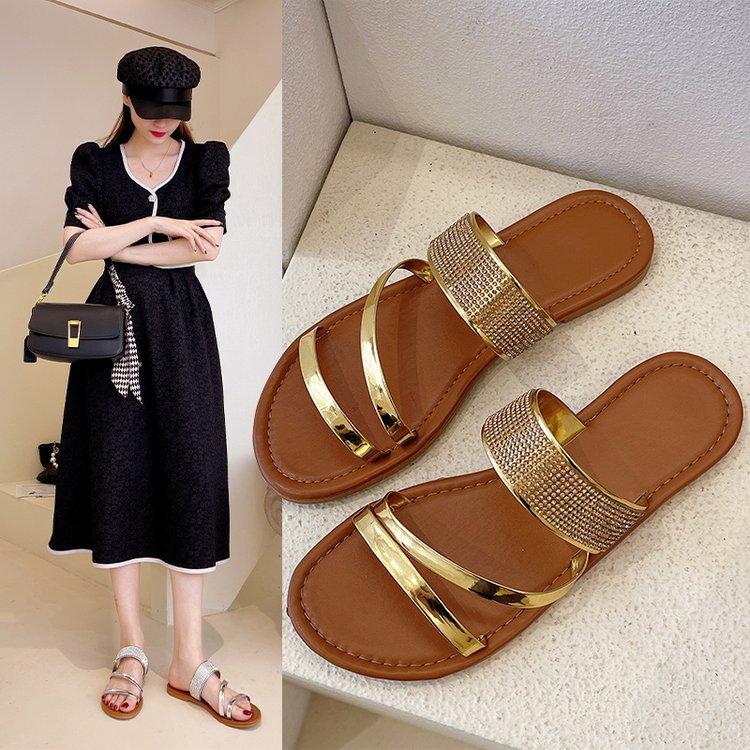 2025 European and American fashion women's summer new large-sized slippers, foreign trade casual one-head flat-bottomed cool slippers full figure