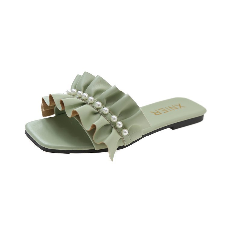 Women's slippers with ruffled edges and pearl 2025 new summer flat one-shoulder Roman flip-flops Item Picture